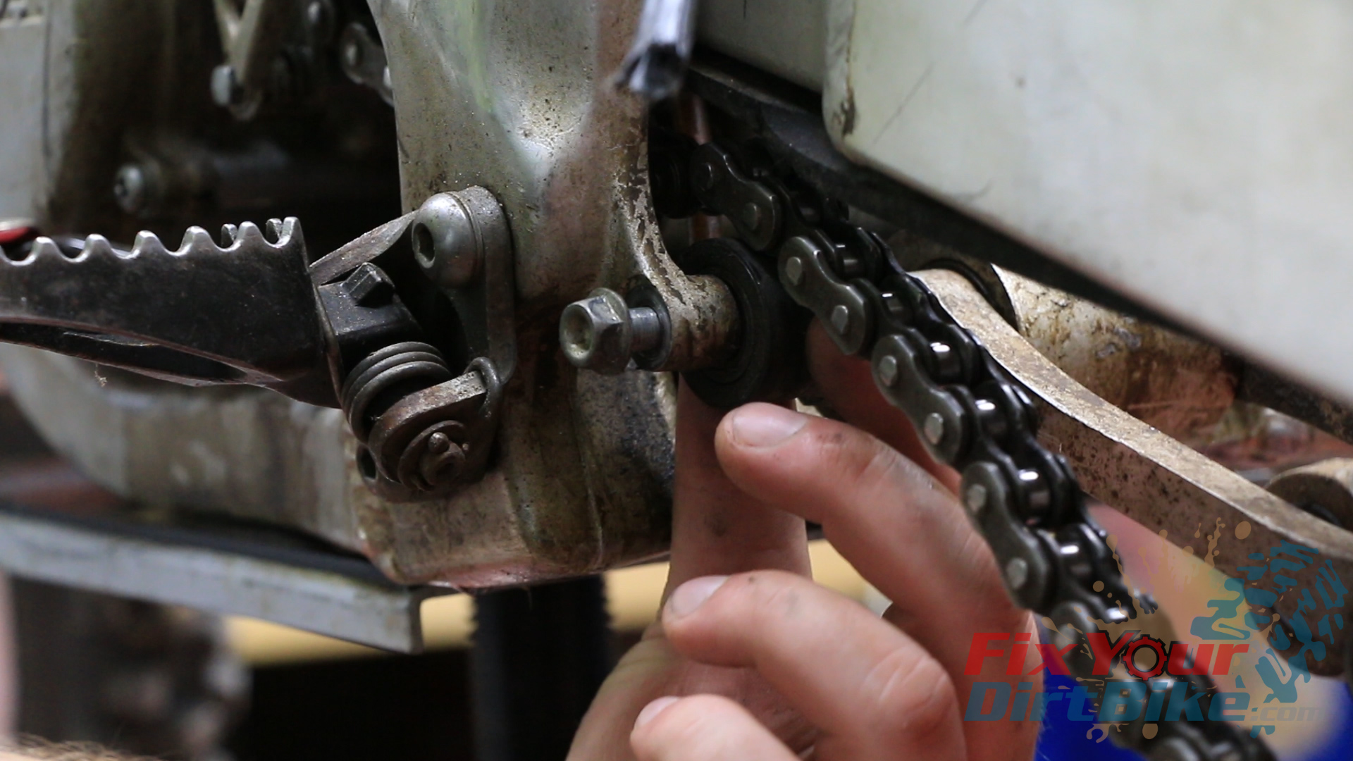 1 - Remove Lower Chain Roller